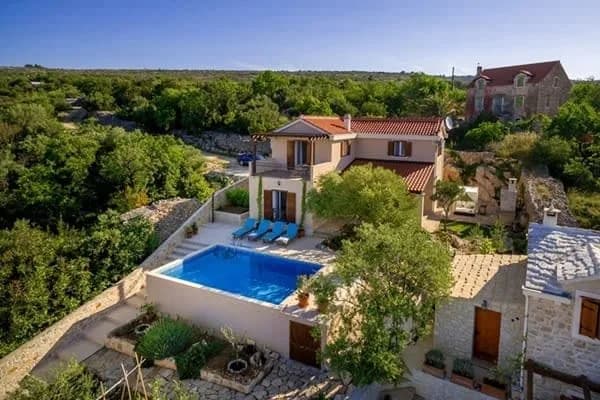Charmante Villa mit Pool in Milna, Foto 2