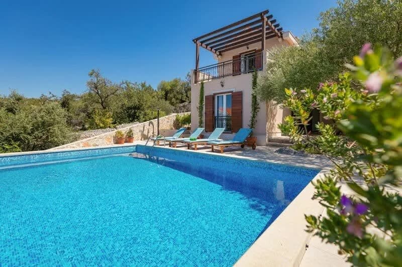 Charmante Villa mit Pool in Milna, Foto 3