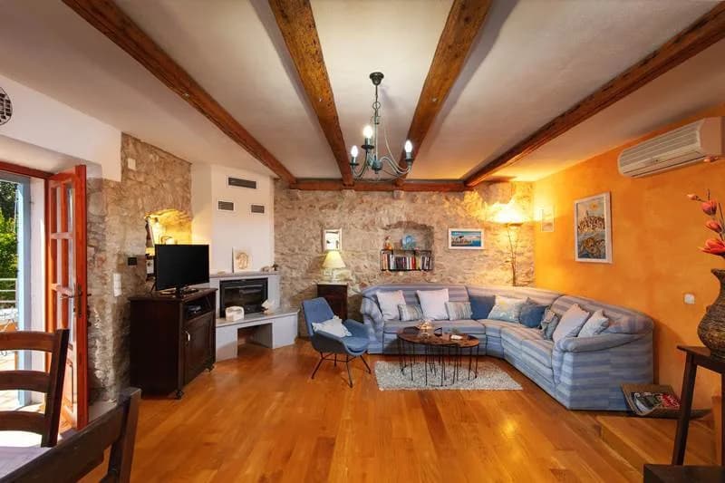 Elegante Villa Privada con Tenis de Mesa, foto 2