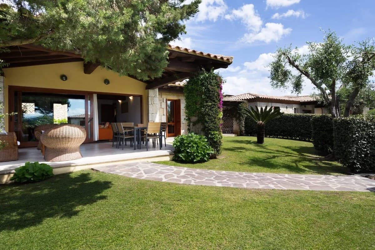 Comfortable Villa in Capo Coda Cavallo photo 2
