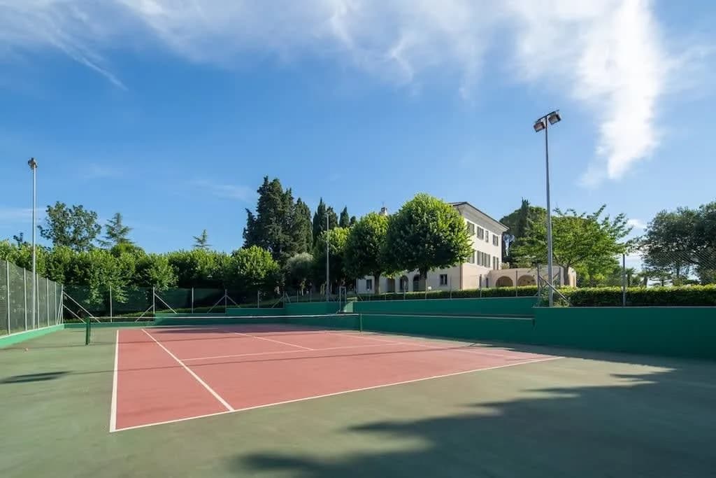 Maceratas Goldene Villa in weitläufiger Natur, Foto 5
