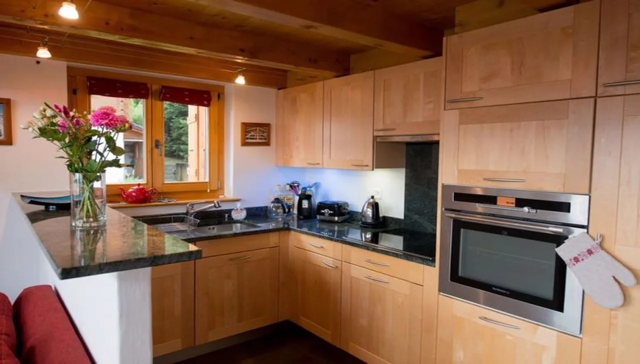 Chalet familial proche de la station de remontée principale, photo 2