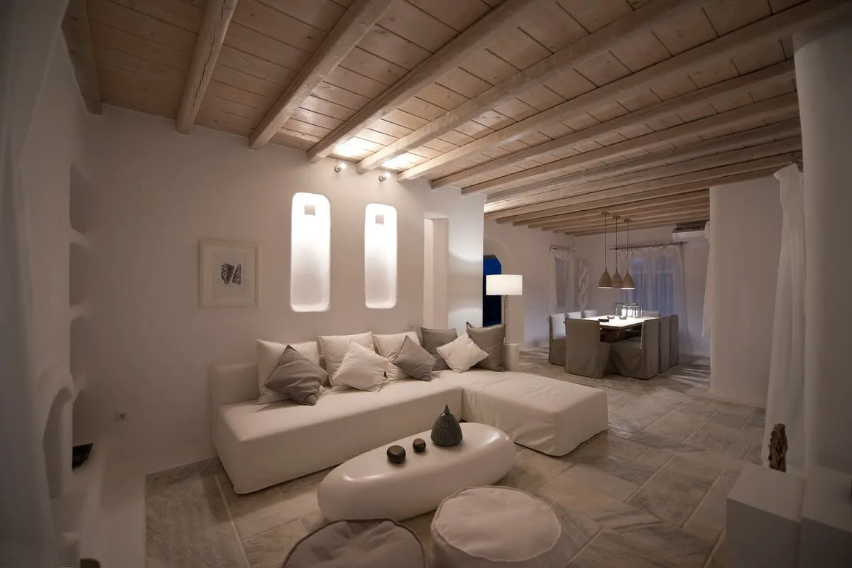 Luxuriöse 4-Zimmer-Villa mit Pool, Foto 2