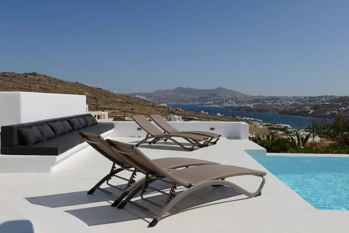 Obere Klasse Villa am Ufer mit Swimmingpool, Foto 3