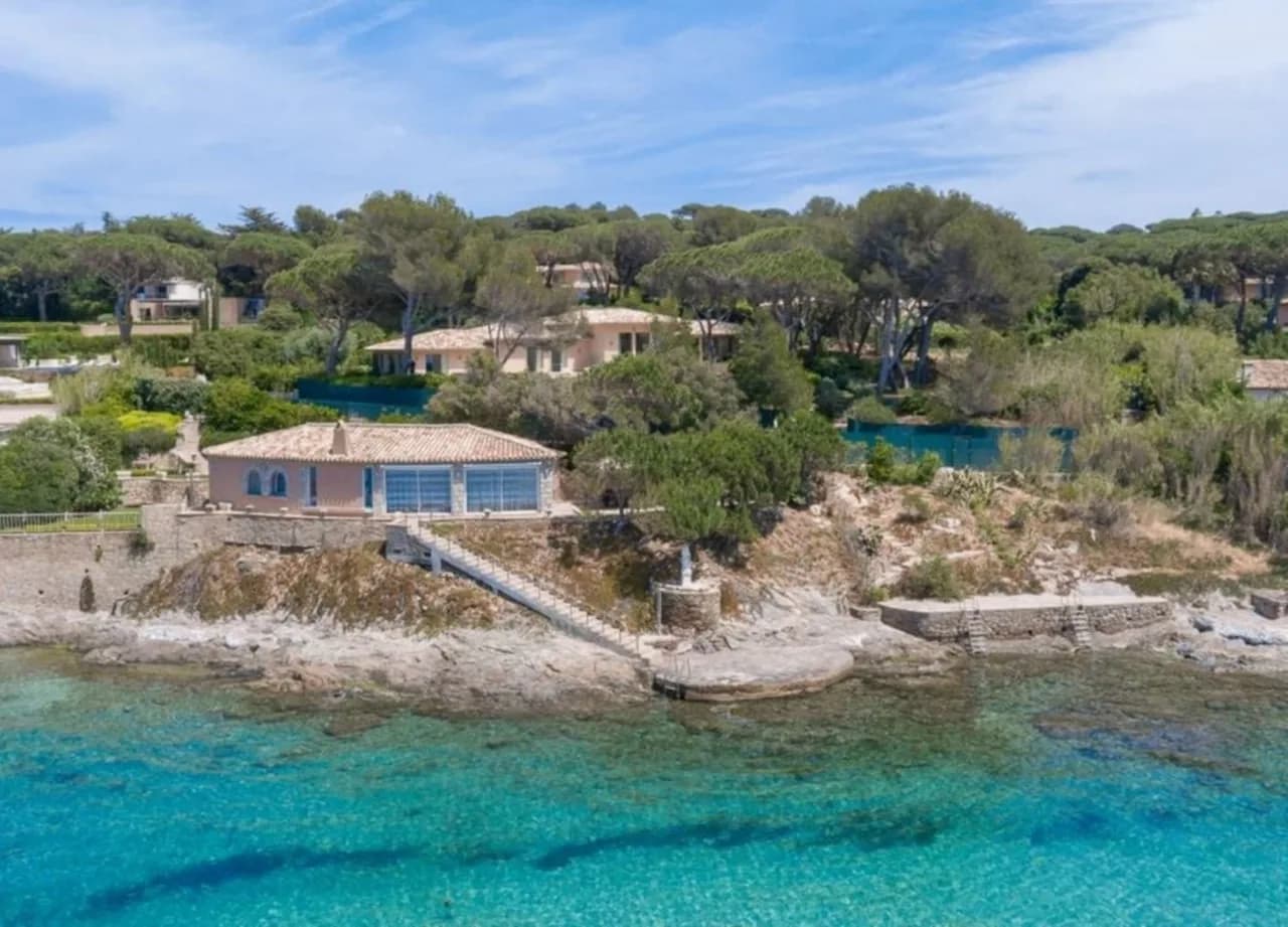 Eine fantastische Villa neben einem schönen Hain, Foto 2