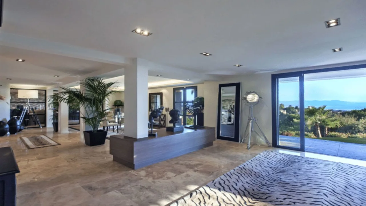 Elegante Villa mit atemberaubendem Meerblick, Foto 4