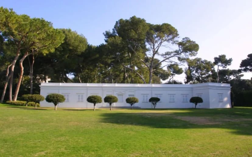 Luxury Villa with Pool in Antibes