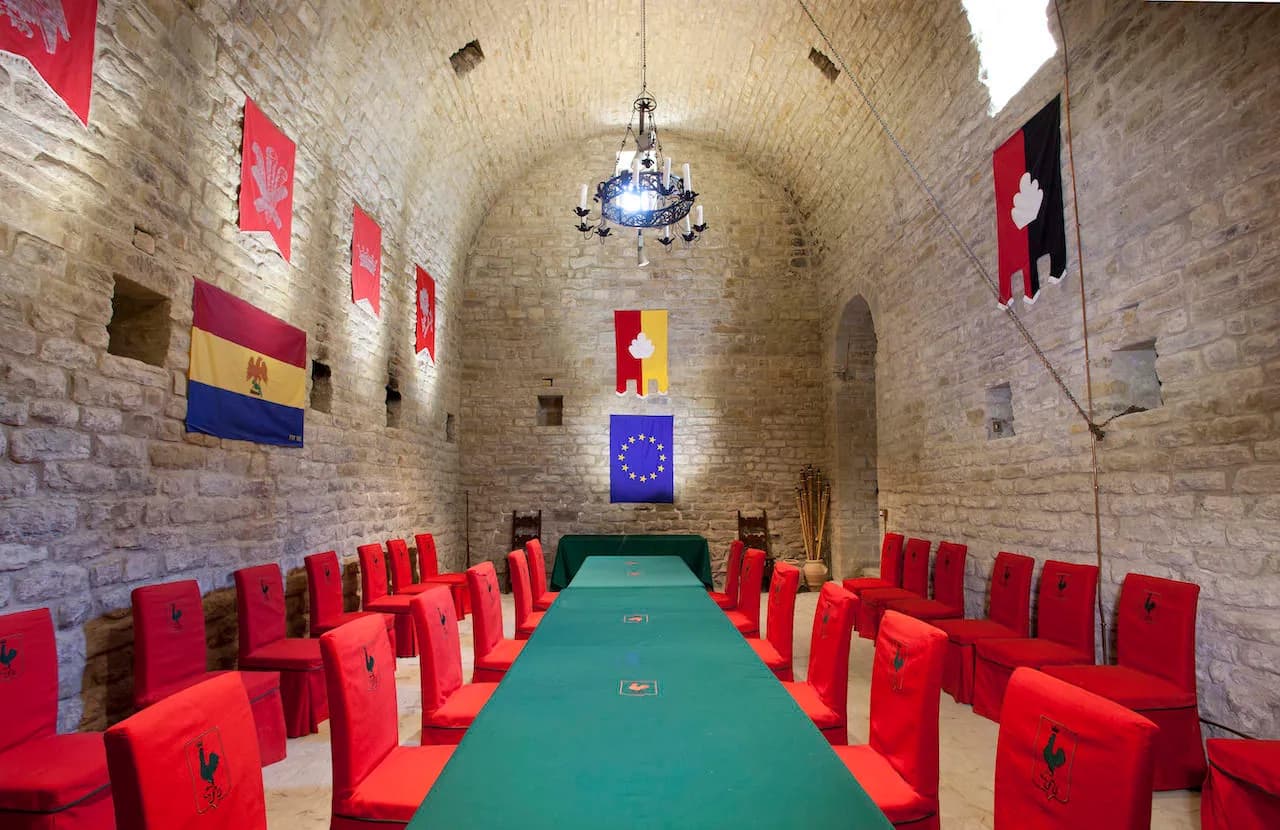 Klassisches Mittelalterliches Schloss, Foto 4