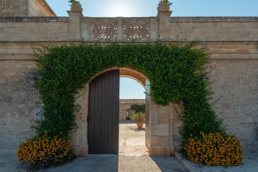 Prestigious Villa in Eastern Sicily