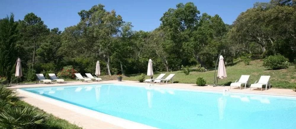 Villa Provenzal del Siglo IX, un Oasis de Paz Cerca de la Playa, foto 2