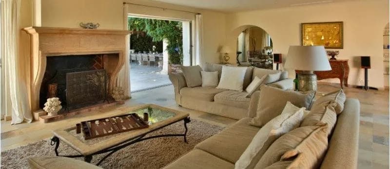 Superb Villa with Garden and Near Beach Bars photo 4