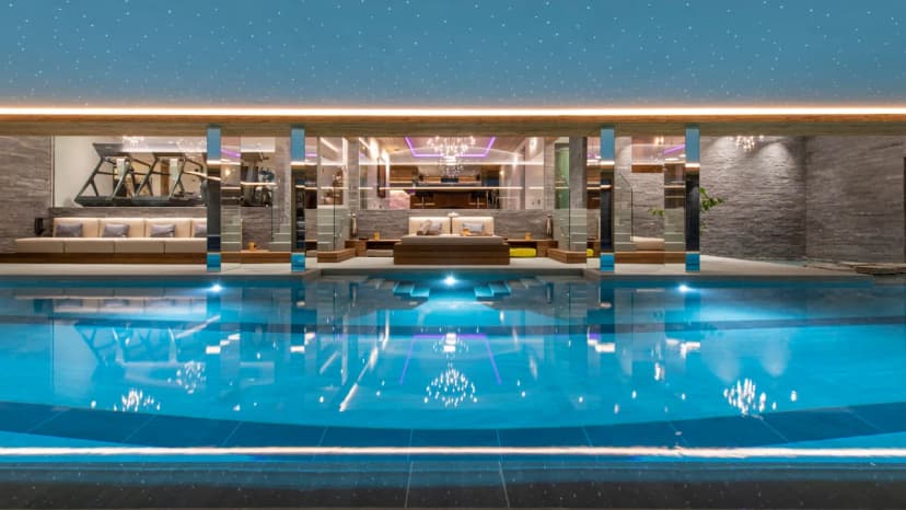 Super Luxurious Chalet with Heavenly Views