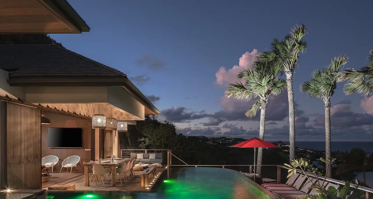 Smart Elegant Villa with Amazing Tropical Views photo 4