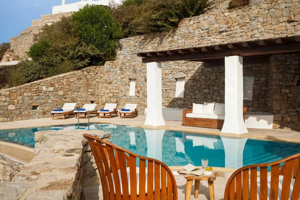 Elegante Villa mit spektakulärem Pool, Foto 3