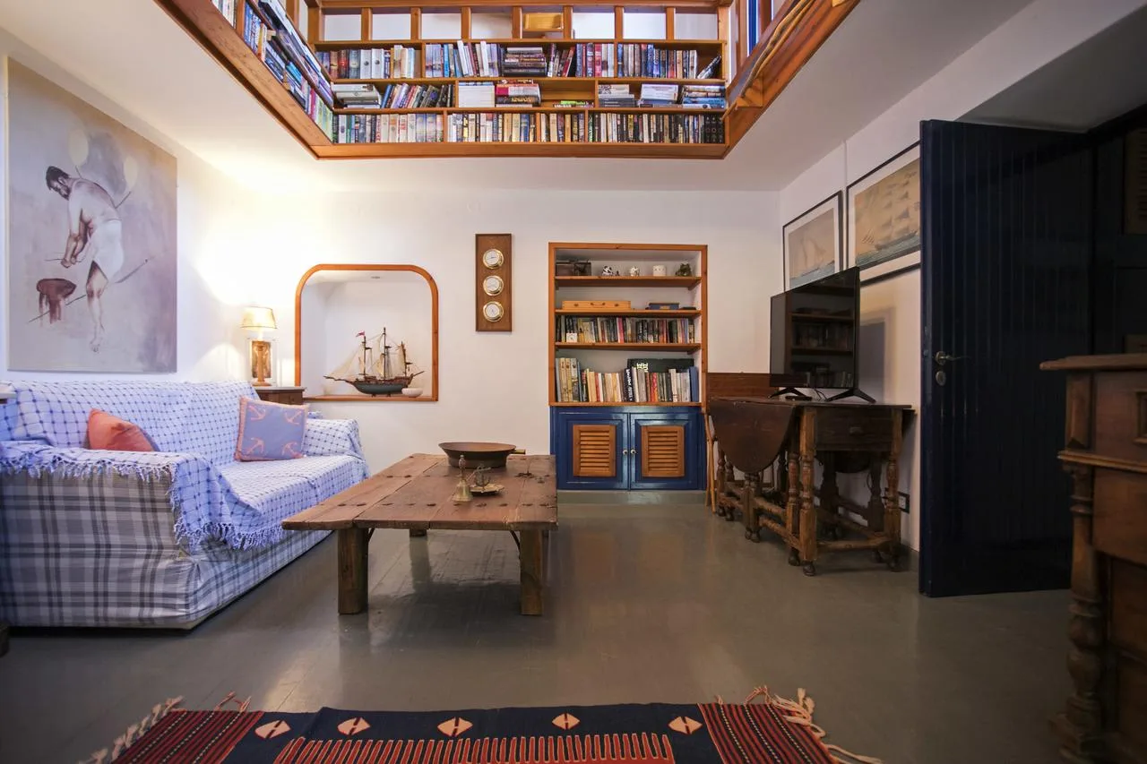 Waterfront Summer Villa in the Heart of Baltiza