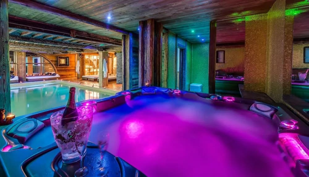 Ski-in Ski-out Chalet in Val D'isere, Foto 3