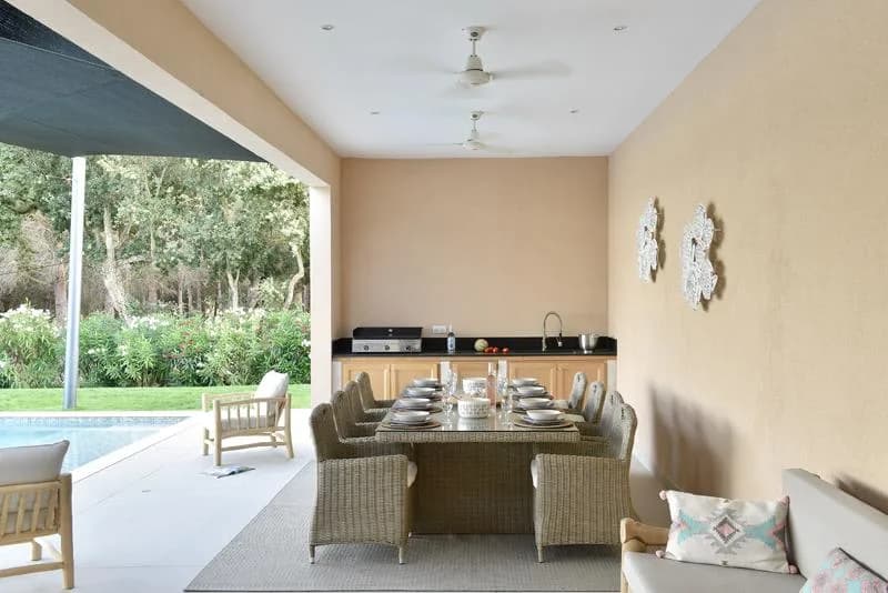 Villa élégante avec piscine chauffée et jardin frais, photo 3