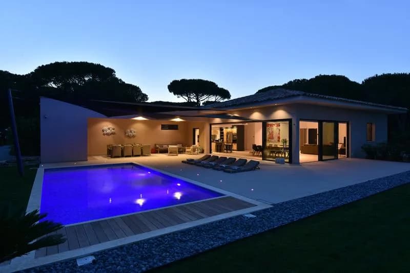 Villa élégante avec piscine chauffée et jardin frais, photo 5