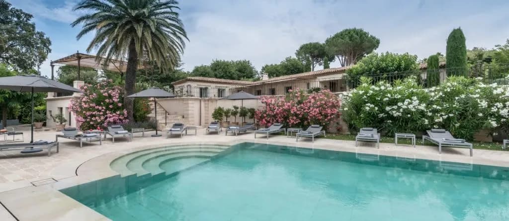 Angelic Cloud Villa with Wonderful Sea Views