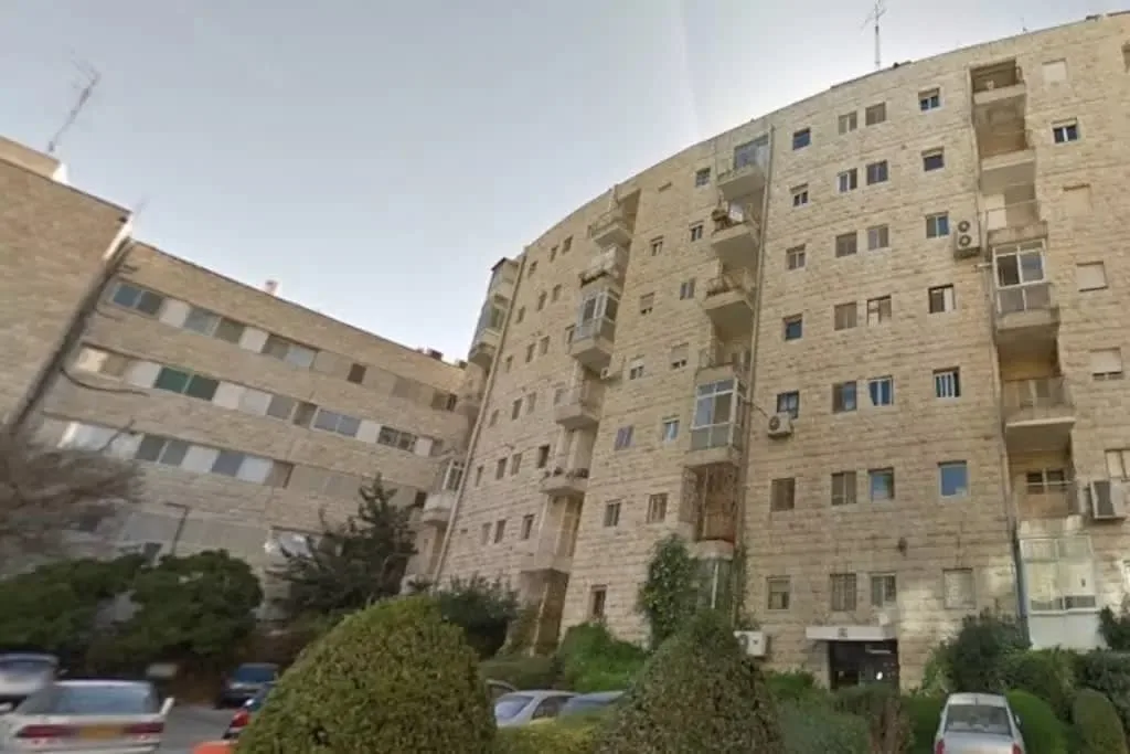 Ideale Lage: Luxuriöse Wohnung, Foto 2