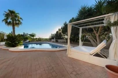 Amazing Villa photo 2