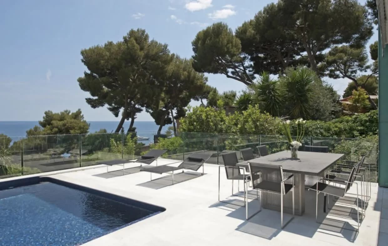 Proud Fashionable Villa with Superb Sea Views photo 3