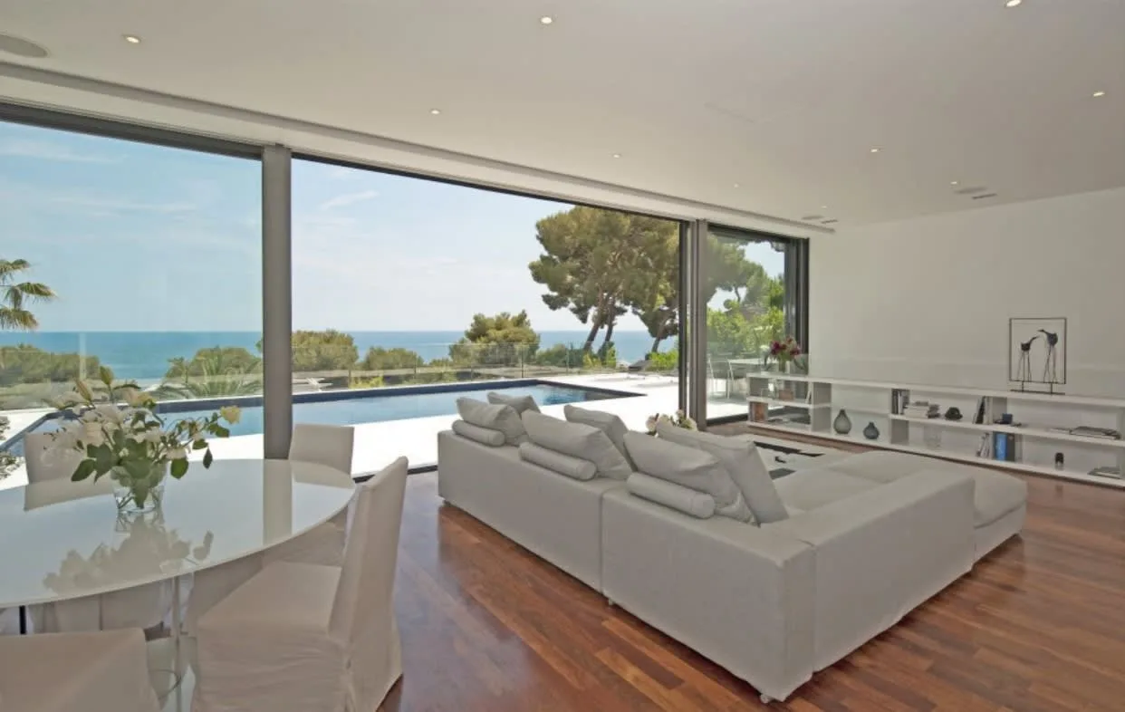 Proud Fashionable Villa with Superb Sea Views photo 5