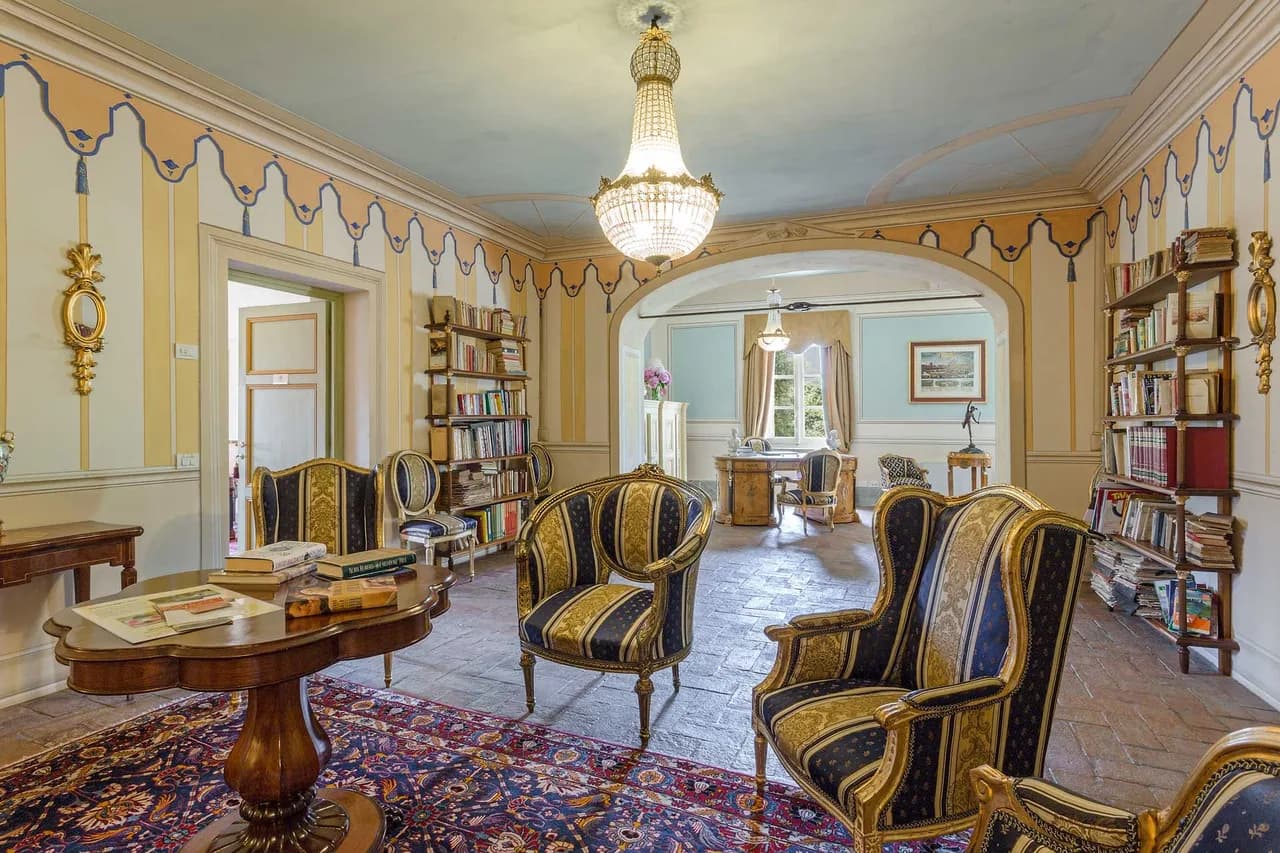 Elegante Villa auf dem Hügel mit Panoramablick, Foto 4