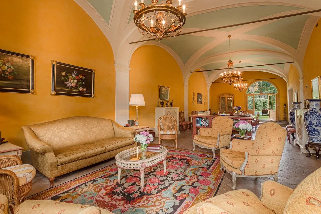 Wunderschöne 6-Zimmer-Villa inmitten von Olivenhainen, Foto 3