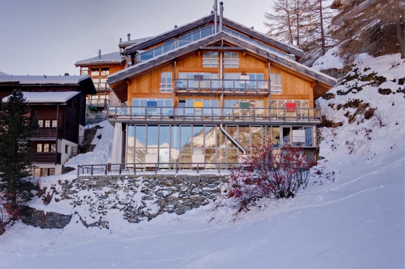 Chic Loft With Mountain Views in Zermatt