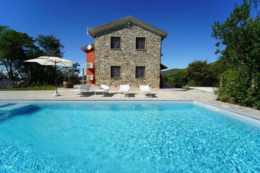 Luxurious Villa With Breathtaking Sea Views