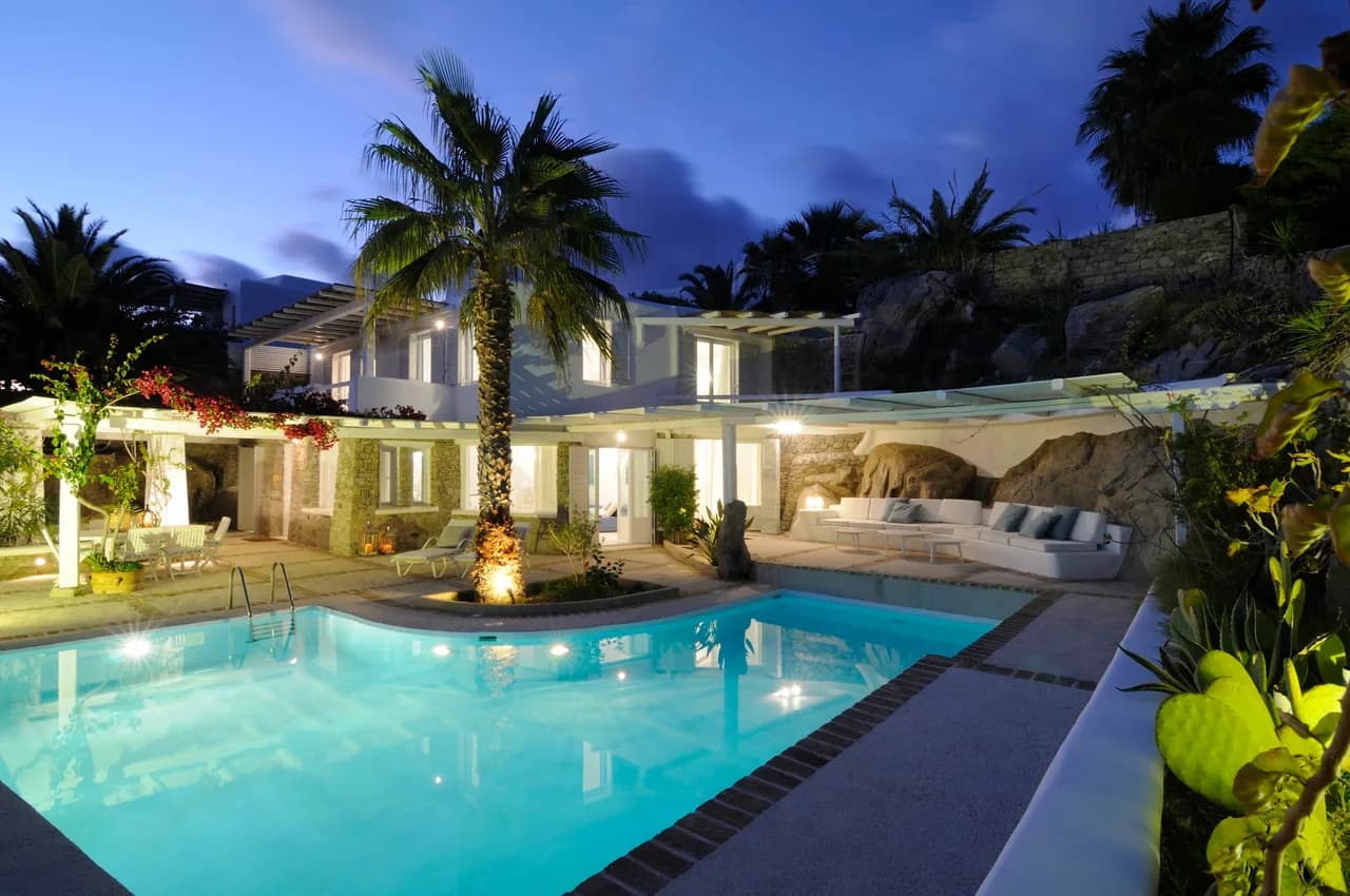 Magnífica Villa de 4 Habitaciones en el Sur de Mykonos