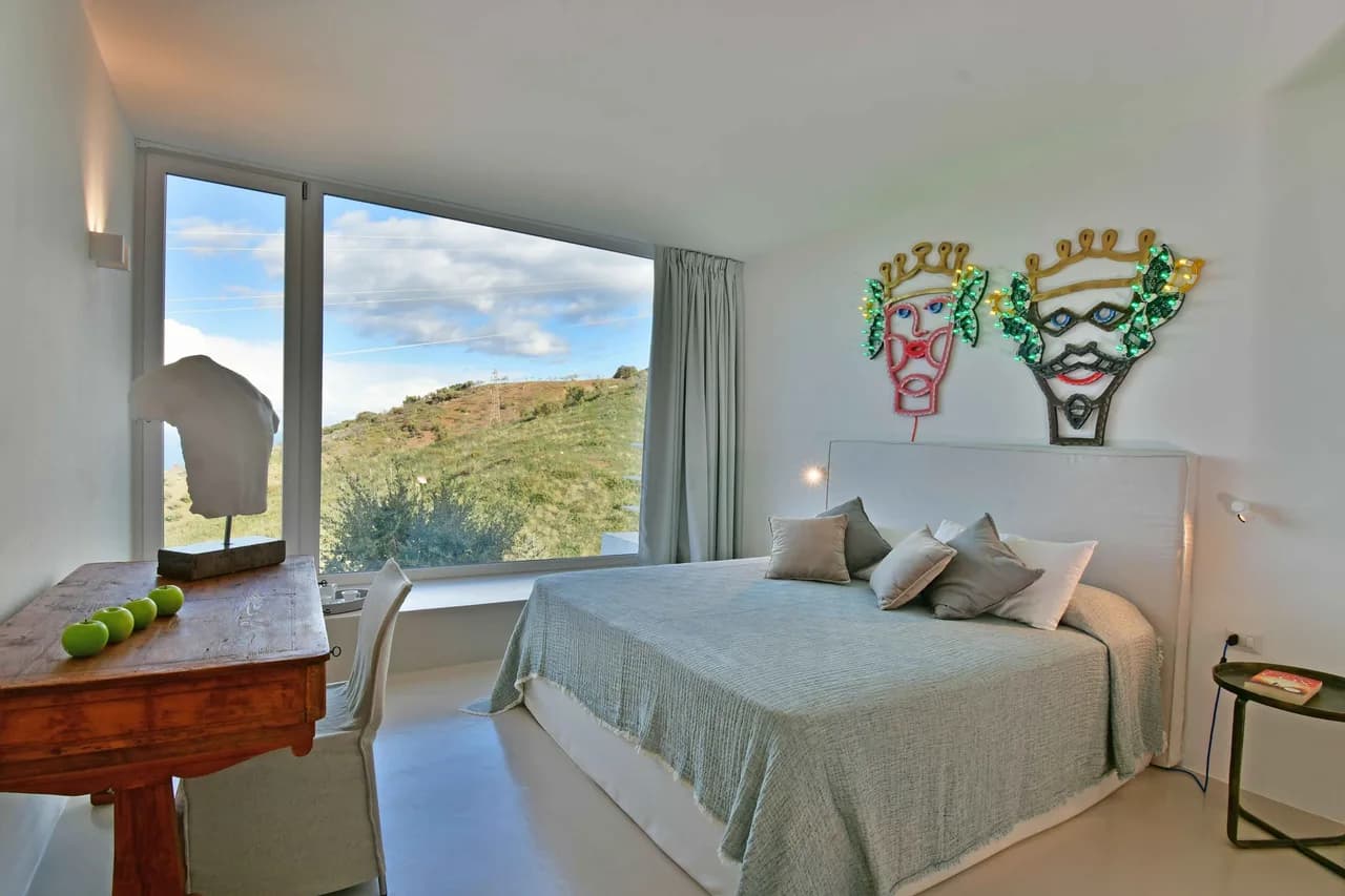 Elegante Villa con Vista a la Montaña y al Mar, foto 3
