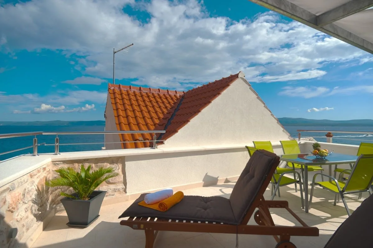 Elegante Villa con Piscina Brillante y Jacuzzi, foto 2