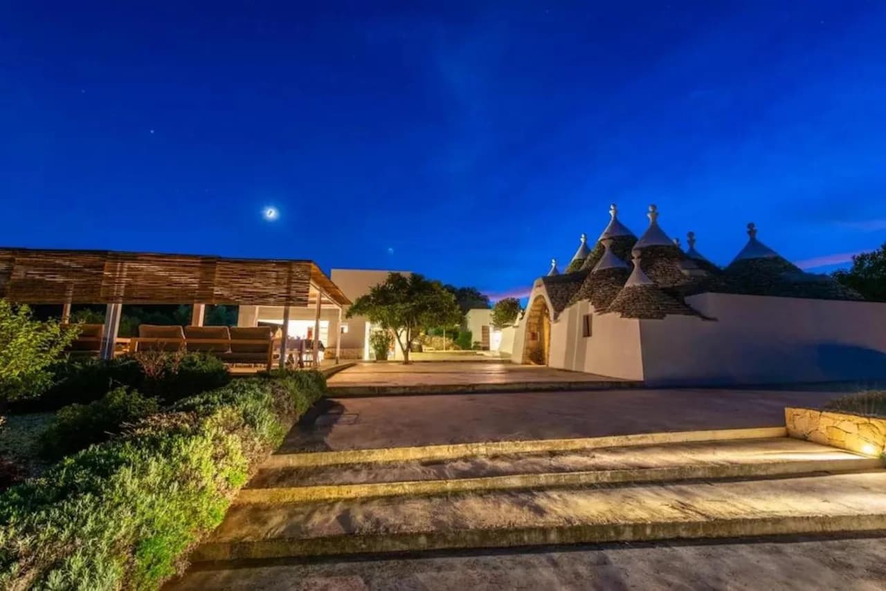 Trullo Tradicional de Puglia con Piscina, foto 2