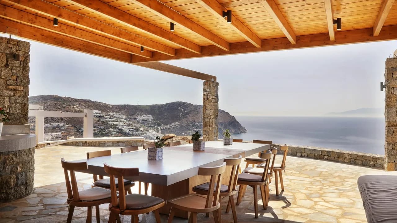 Villa de Firma Griega enclavada en una colina sobre la Playa de Elia, foto 5