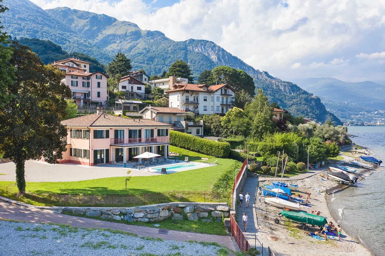 Nueva Villa Impresionante con Piscina y Acceso a la Playa, foto 2