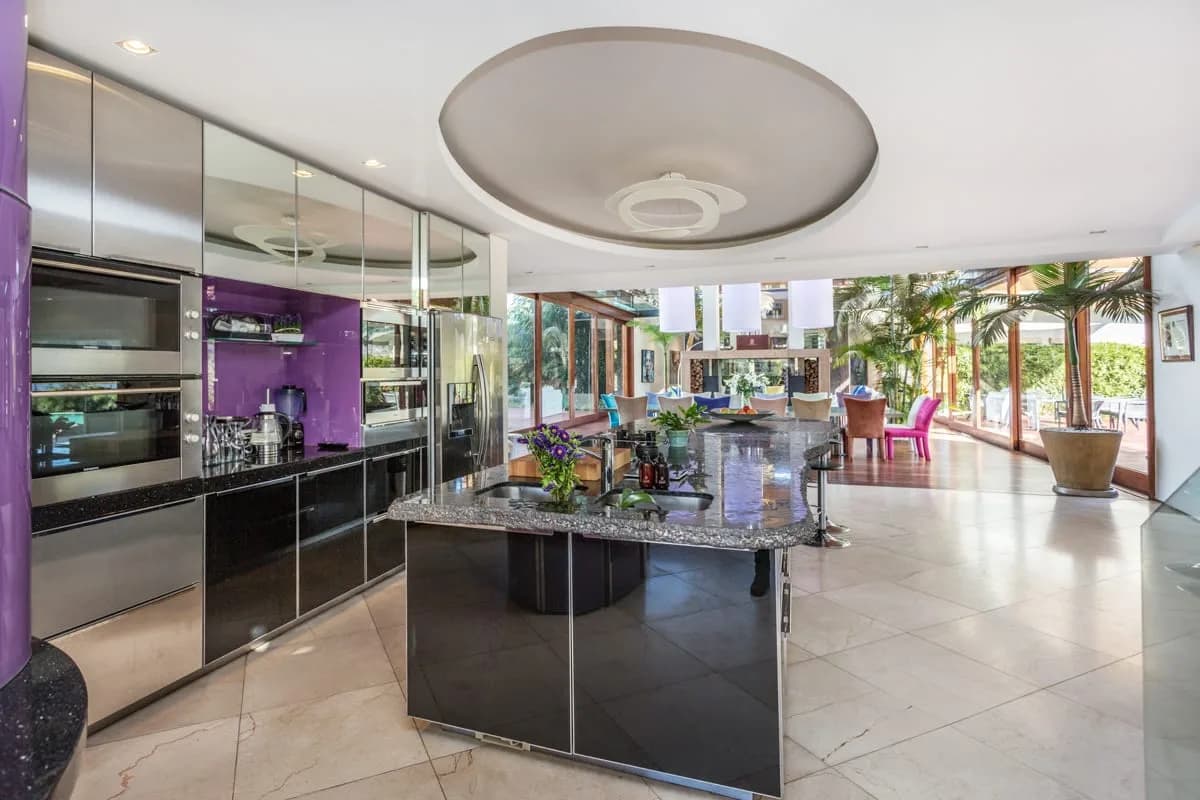 Moderne Villa in opulenter Umgebung, Foto 4