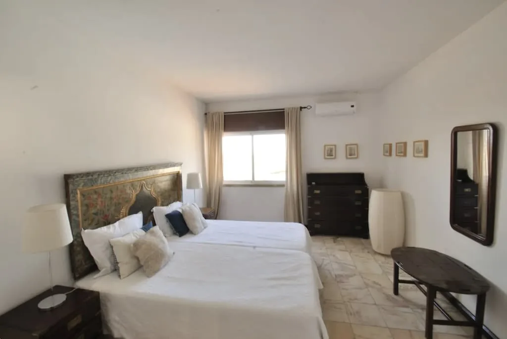 Lebhafte Strandvilla in hervorragender Lage, Foto 3