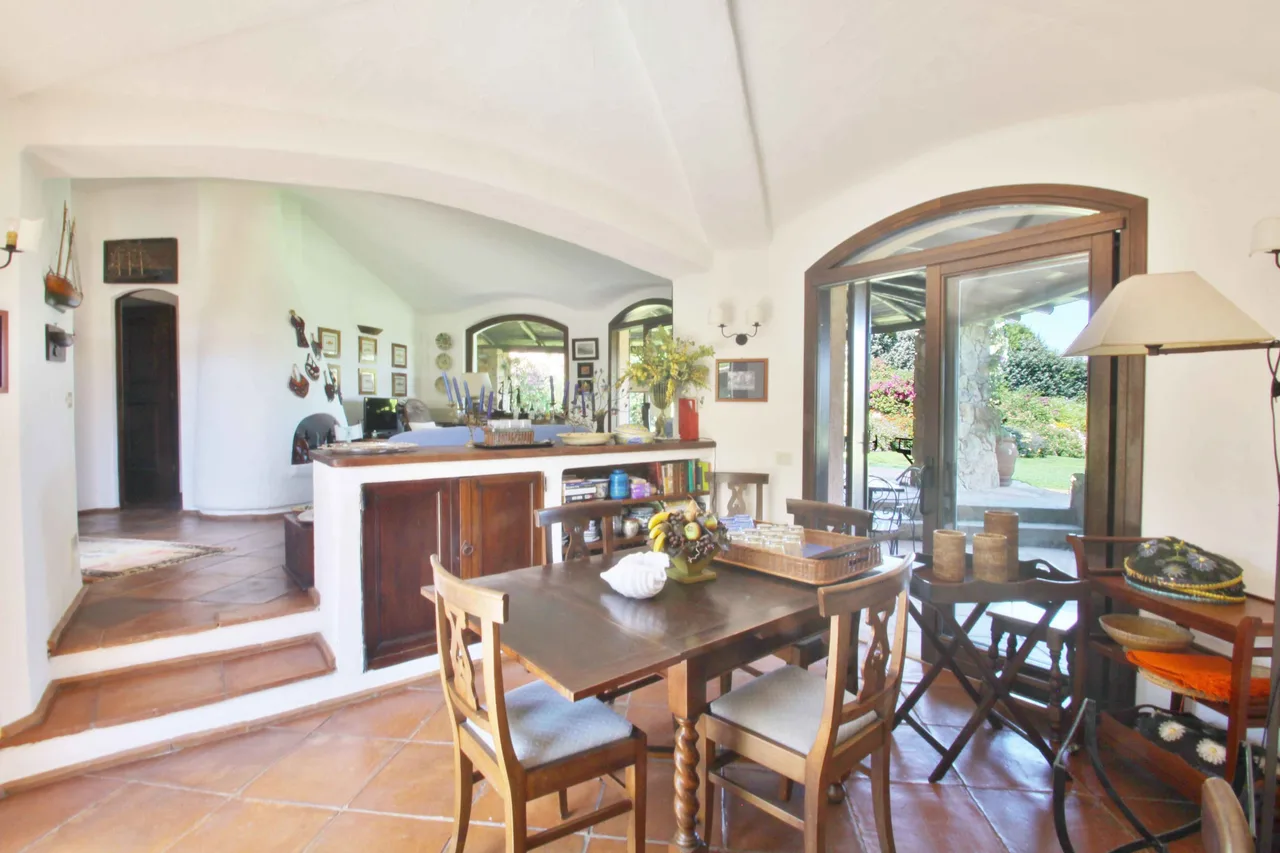 Fusion Klassisch-Moderne Luxusvilla, Foto 2