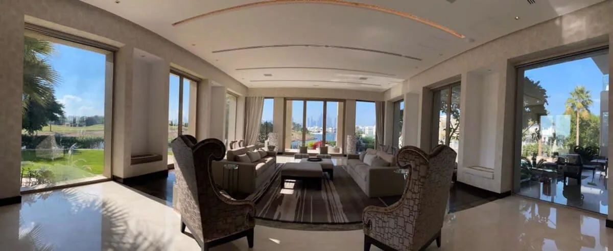 Luxurious Villa in Emirates Hill with Infinity Pool photo 5