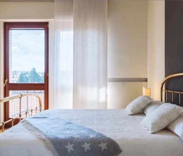 Apartamento Elegante de 3 Dormitorios con Vista a la Catedral, foto 2