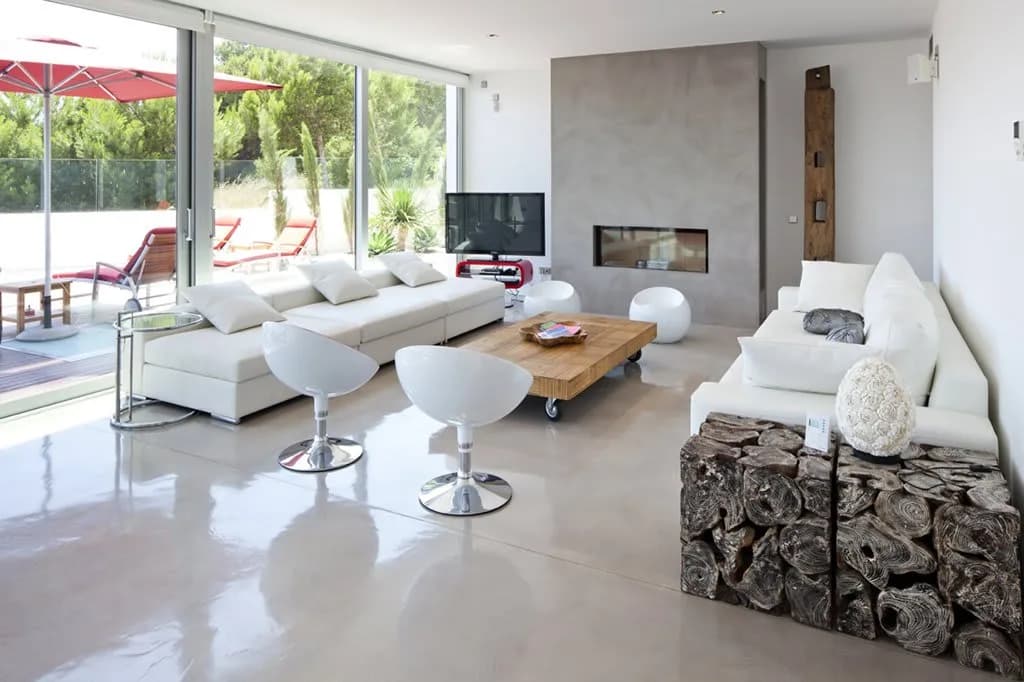 Stylish VIP Villa In An Ever-Popular Location photo 2