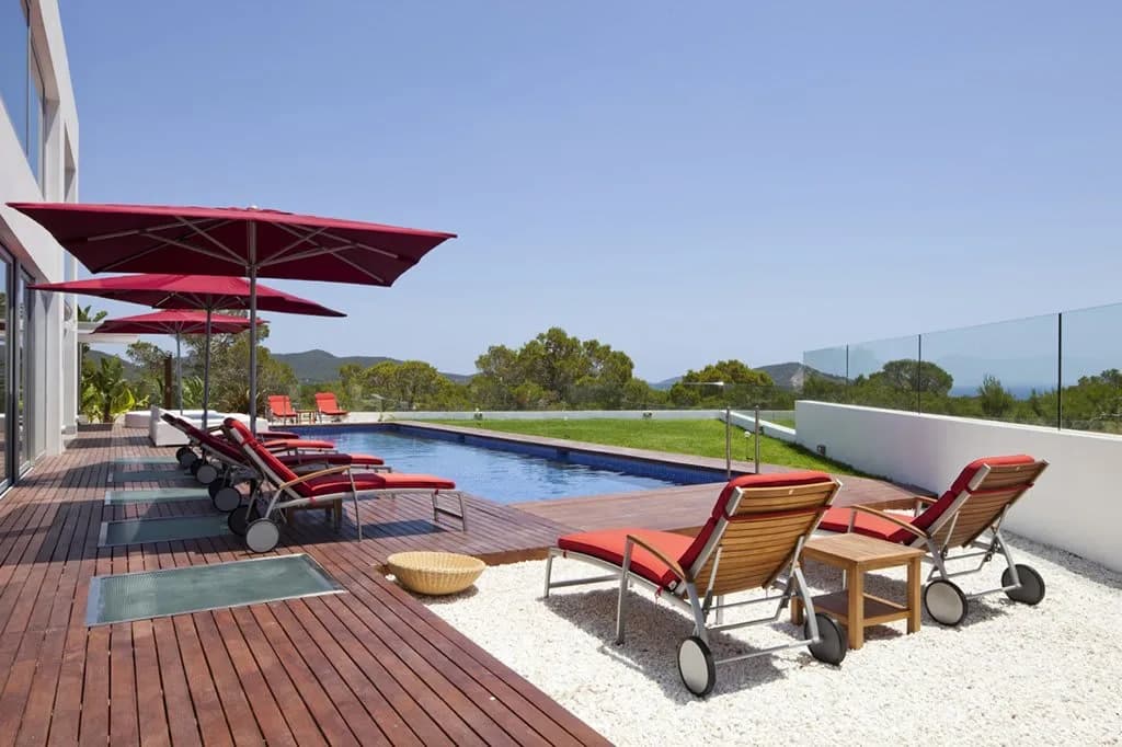 Stylish VIP Villa In An Ever-Popular Location photo 5