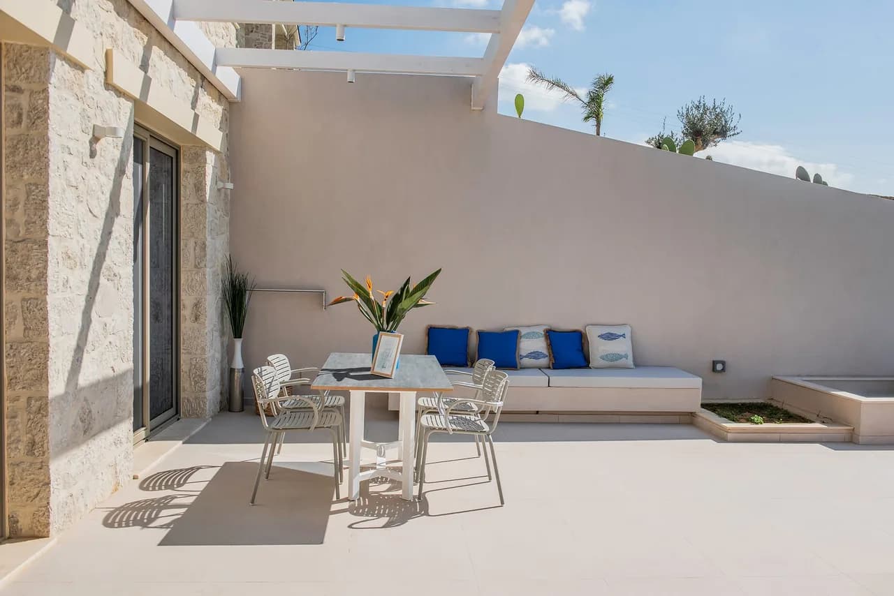 Stunning Ideal Villa With Infinity Pool photo 5