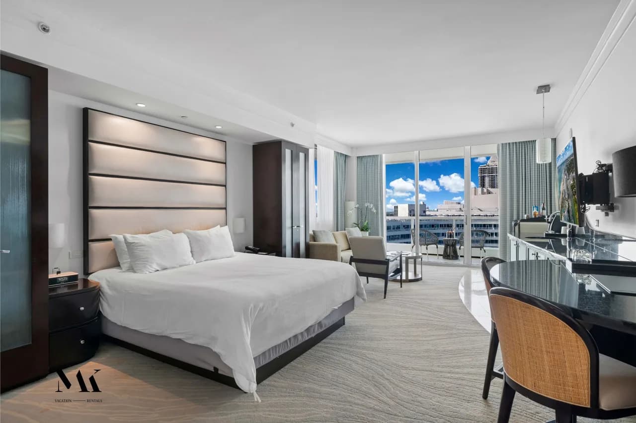 FontaineBleau | High Floor w/ Resort + Ocean Views photo 4