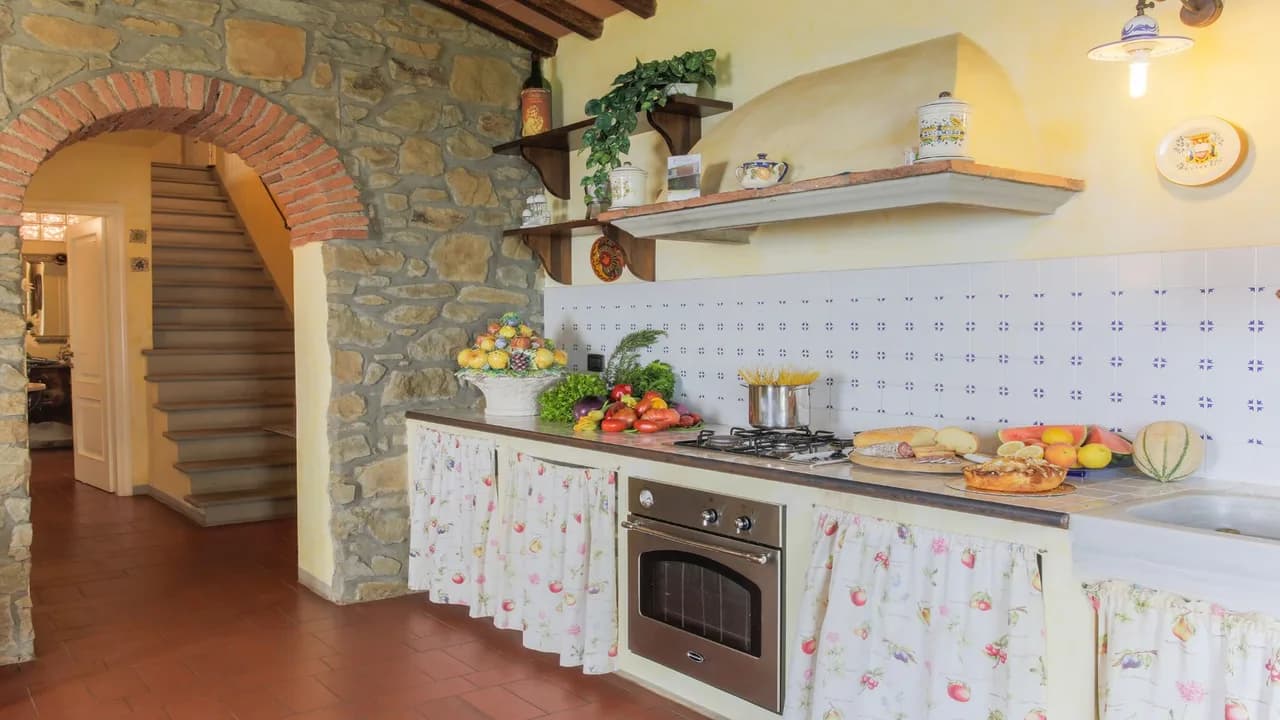 Splendid Farmhouse With Breathtaking Views photo 3