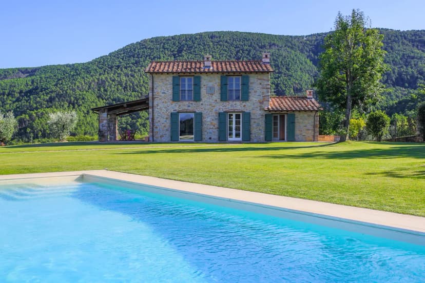Cosy Country Home Immersed In Nature