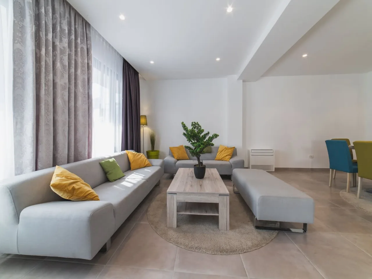 Moderne Strandvilla mit Pool und Fitnessraum, Foto 2