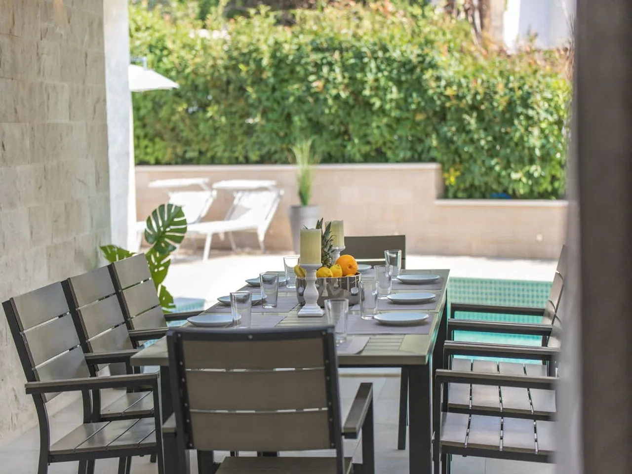 Moderne Strandvilla mit Pool und Fitnessraum, Foto 3